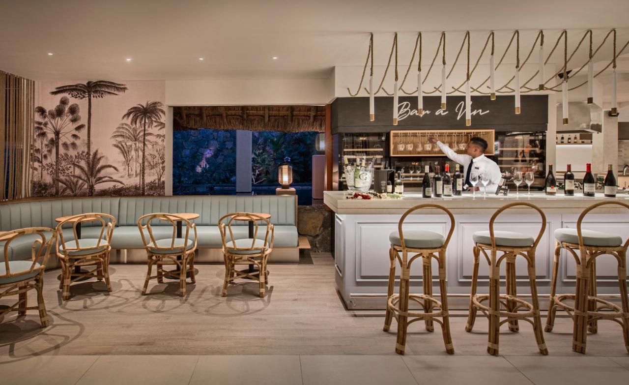 Constance Belle Mare Plage Luaran gambar Bar at The Ivy, St John's Wood