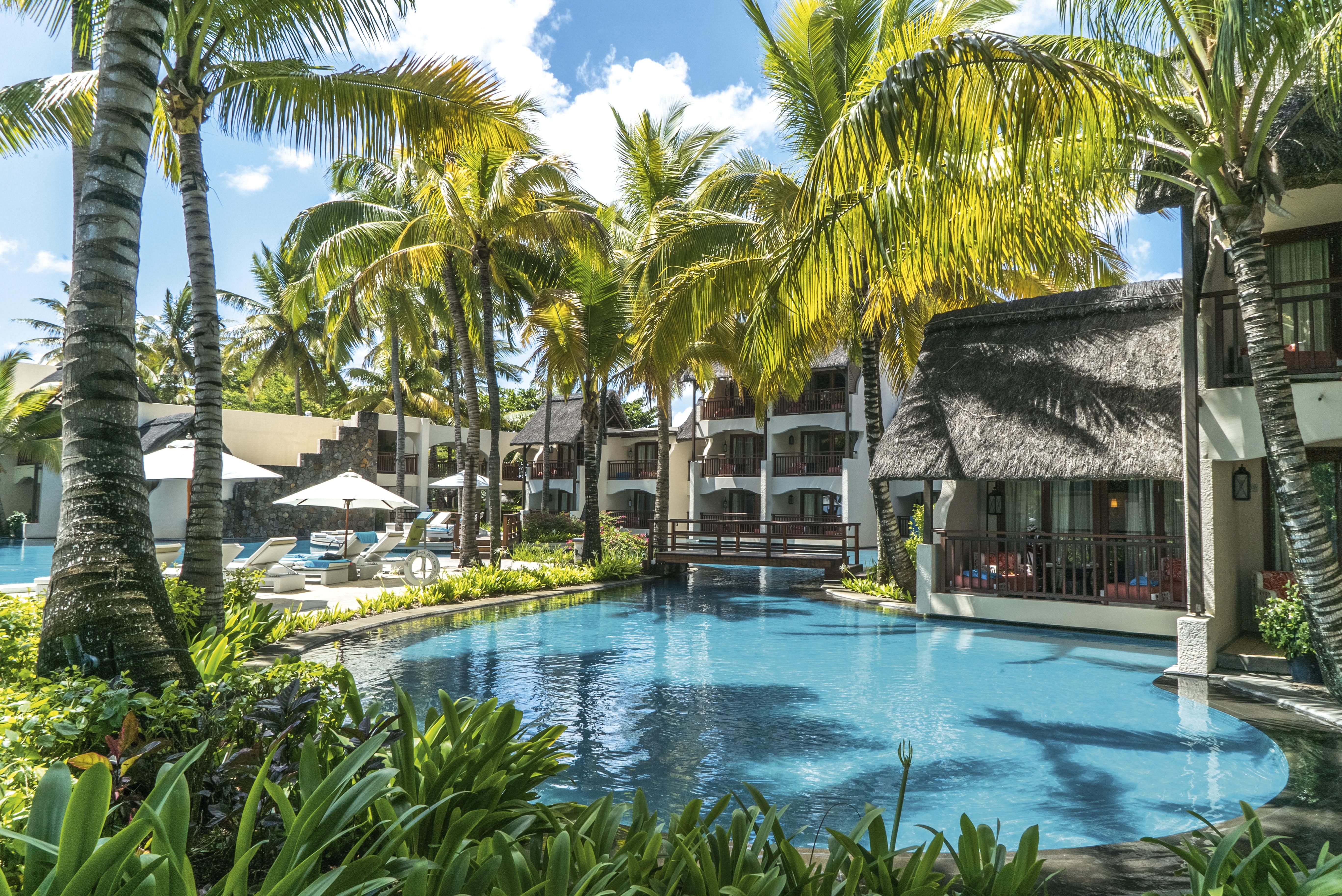Constance Belle Mare Plage Luaran gambar The swimming pool at the resort