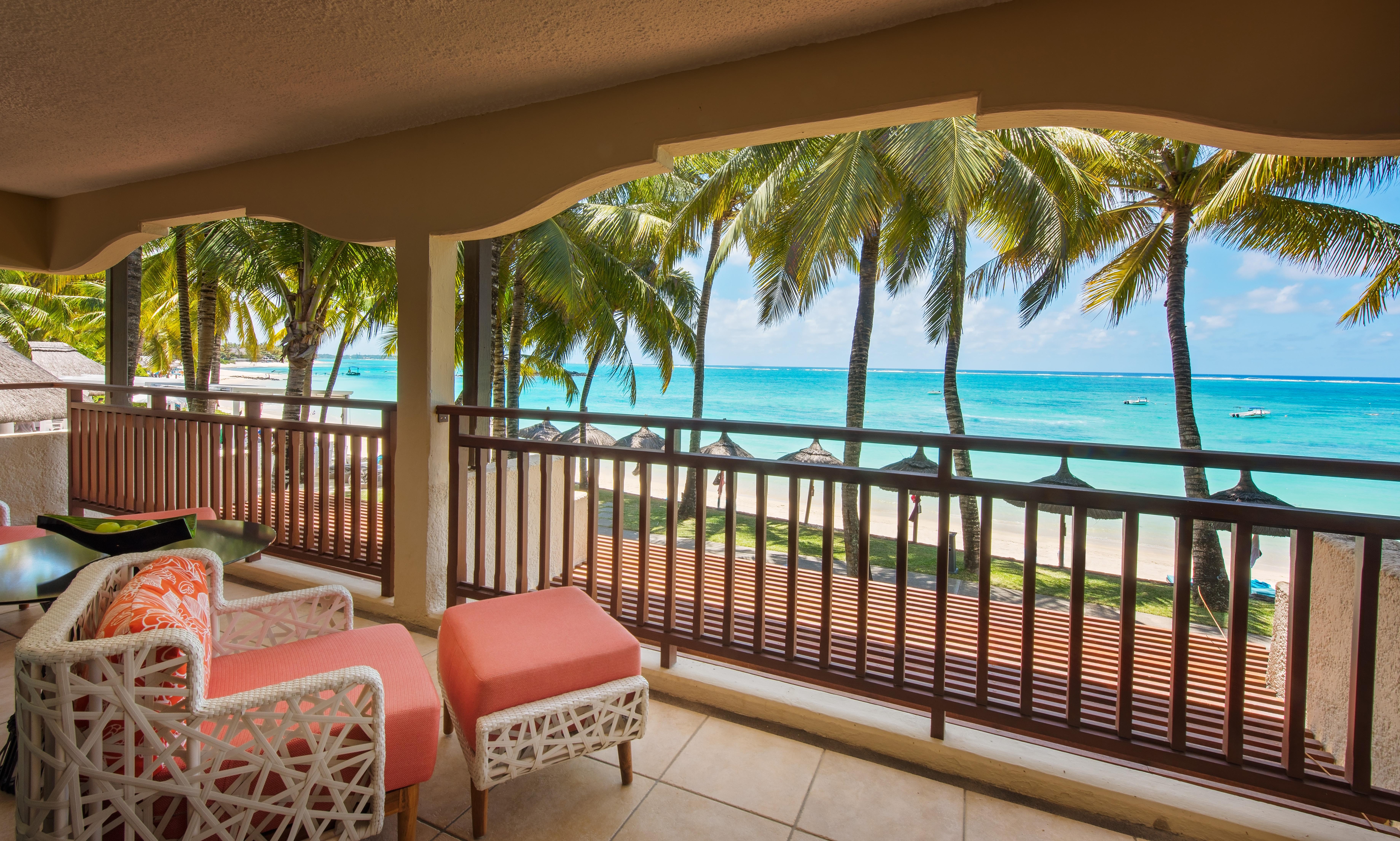Constance Belle Mare Plage Luaran gambar View from a suite at the Hilton La Romana