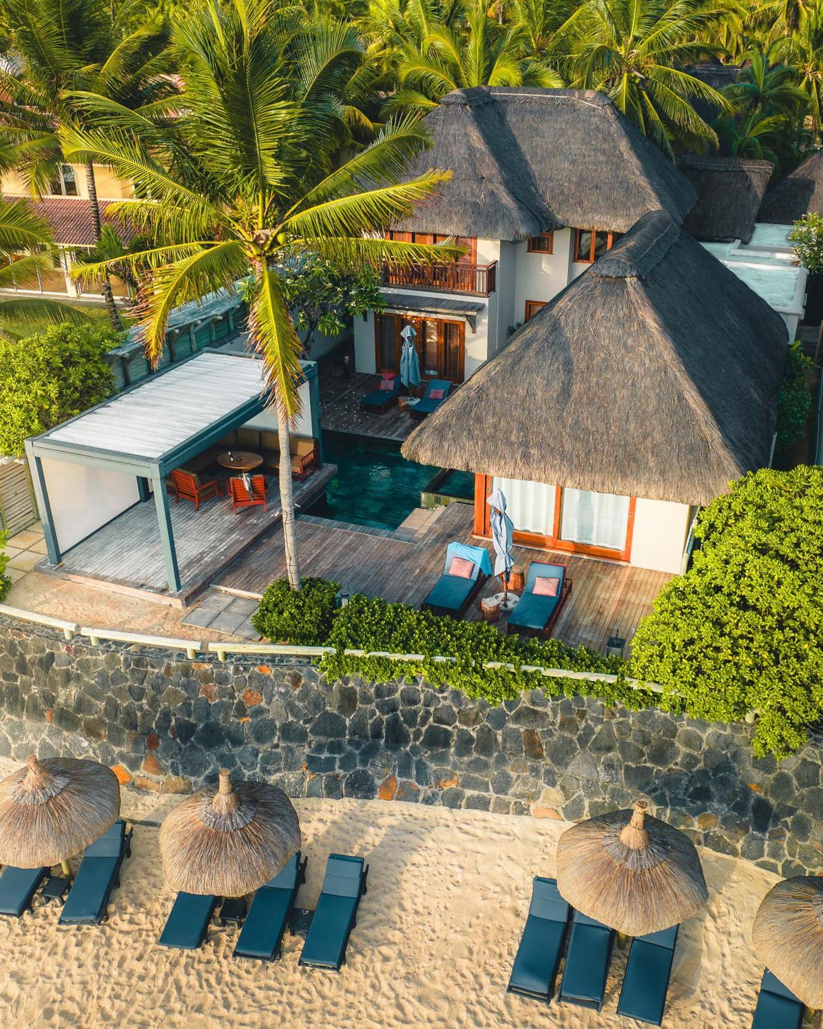 Constance Belle Mare Plage Luaran gambar A villa at the resort